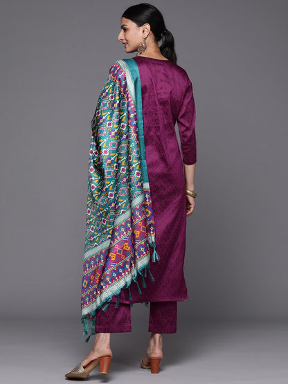 Dhiyona VA Women's Floral Yoke Design Regular Sequinned Kurta with Trousers & With Dupatta