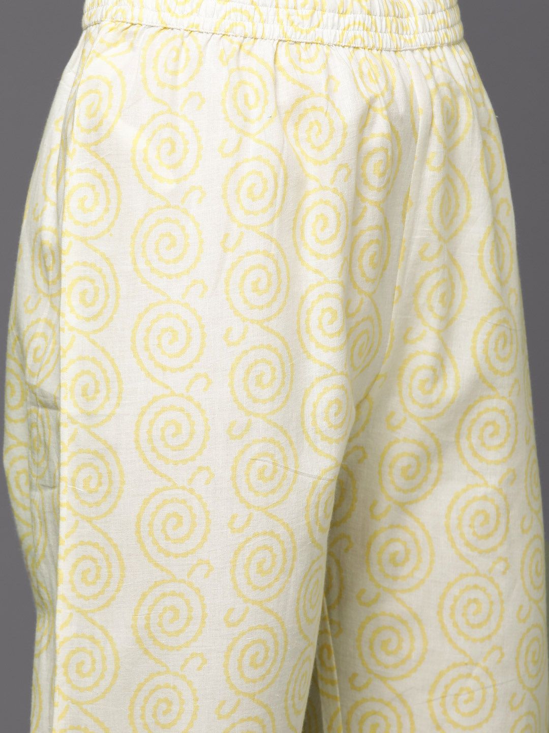 Dhiyona VA Women's Beige Floral Printed Beads and Stones Pure Cotton Kurta with Trousers