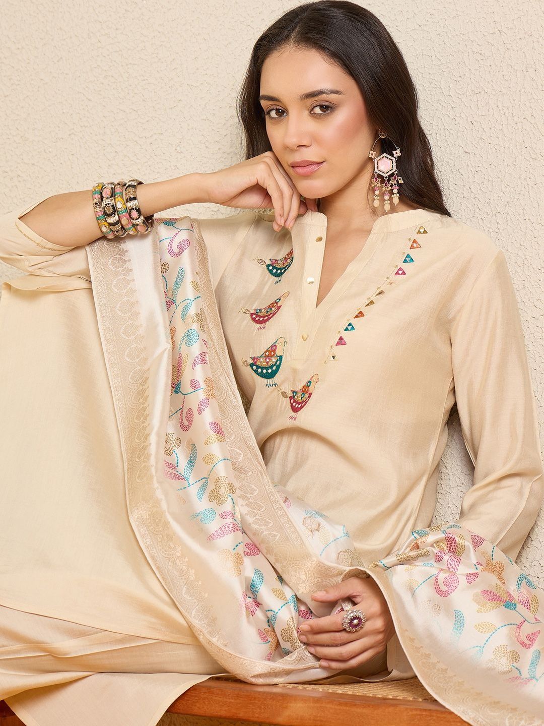 Women Ethnic Motifs Embroidered Regular Thread Work Kurta with Trousers & With Dupatta