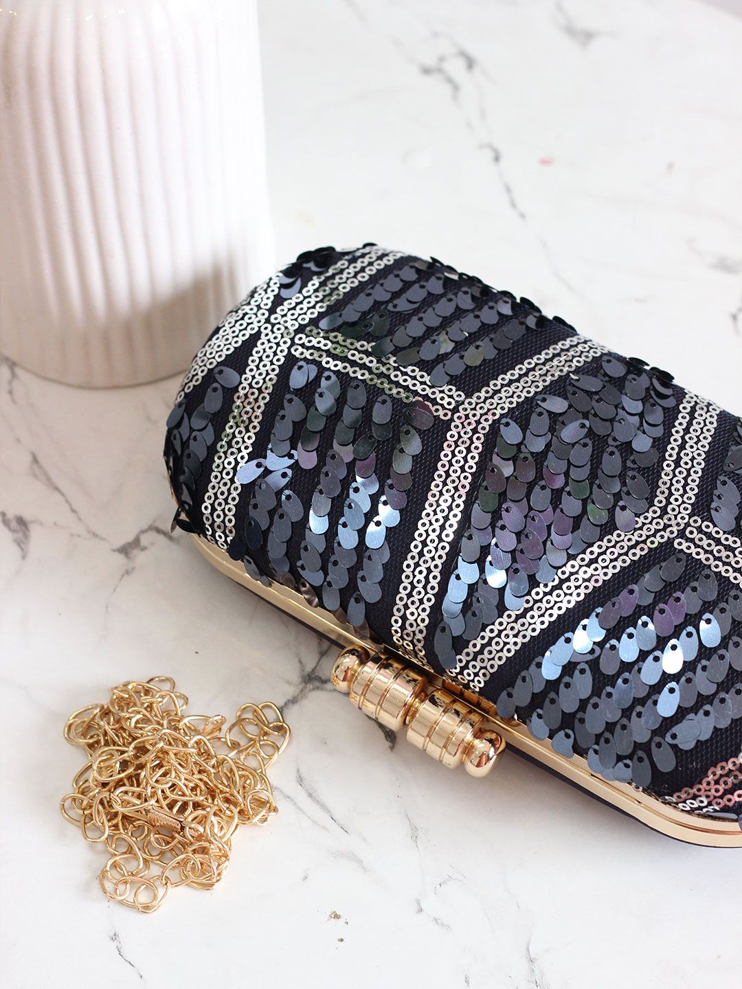 Dhiyona NR Floral Embroidered Sequinned Velvet Box Clutch