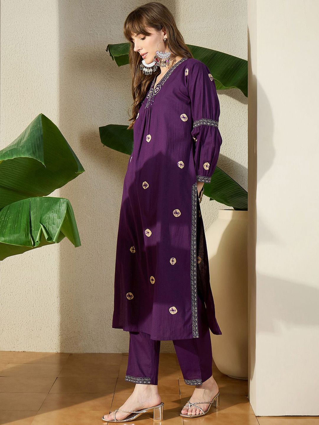 Dhiyona IE Ethnic Motifs Embroidered Pure Cotton V-Neck Tunic With Trousers