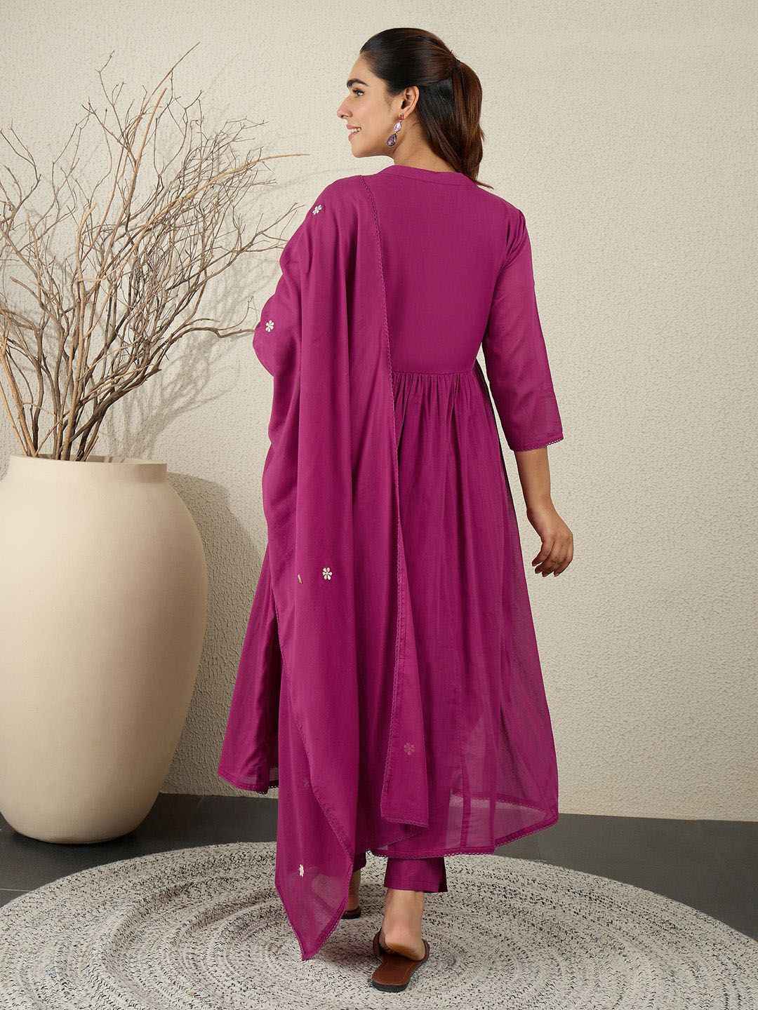 Floral Embroidered Thread Work Pure Cotton Kurta With Trousers & Dupatta