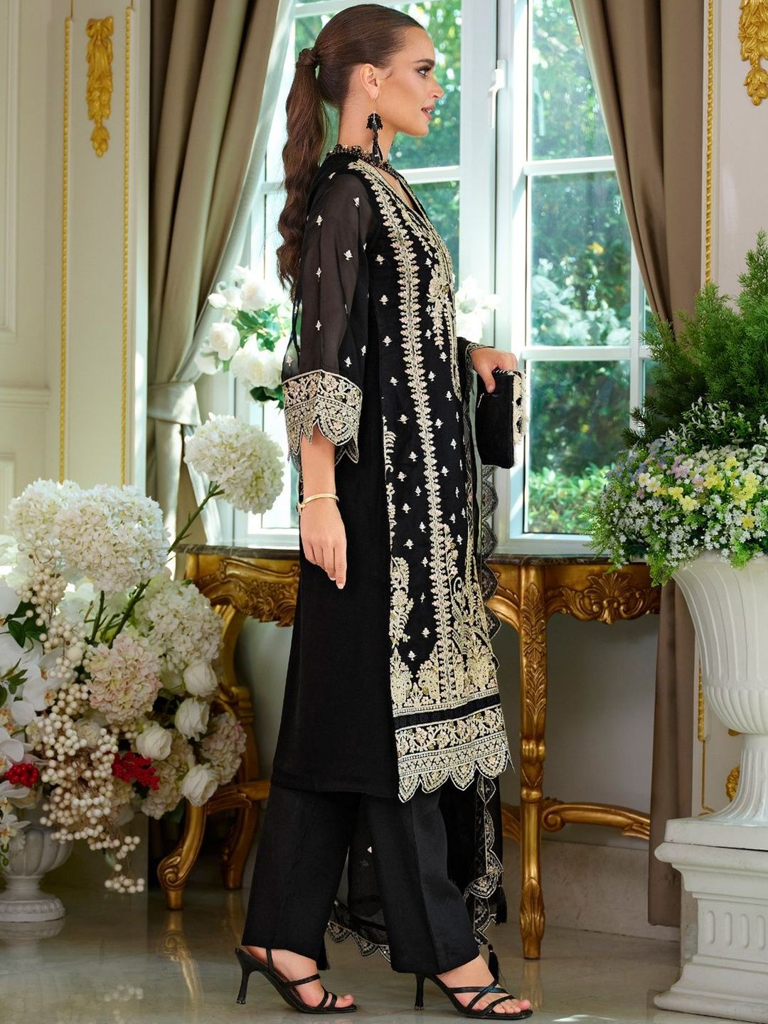 Ethnic Motifs Embroidered V-Neck Thread Work Kurta With Trousers & Dupatta