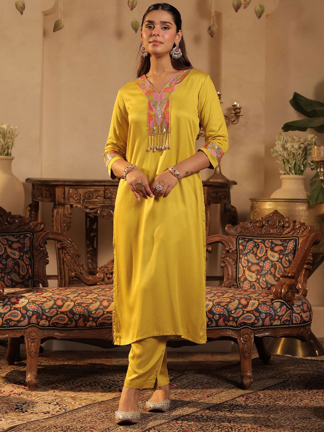 Dhiyona IE Women Embroidered V-Neck Kurta & Trouser Co-Ord Set