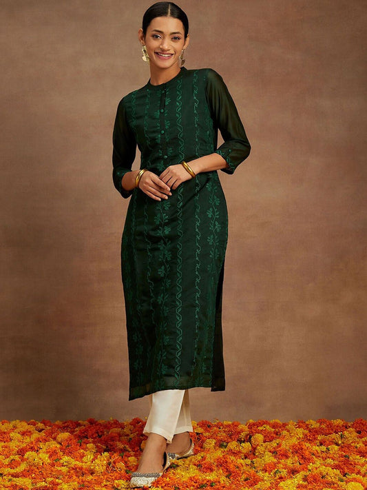 Dhiyona LB Women's Floral Embroidered Straight Kurta