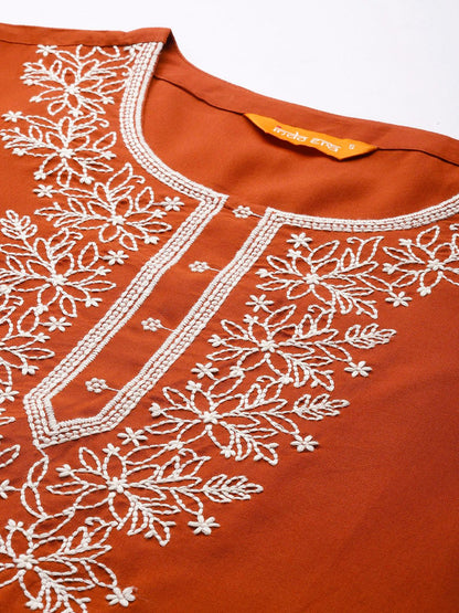 Dhiyona IE Floral Embroidered Thread Work Kurta