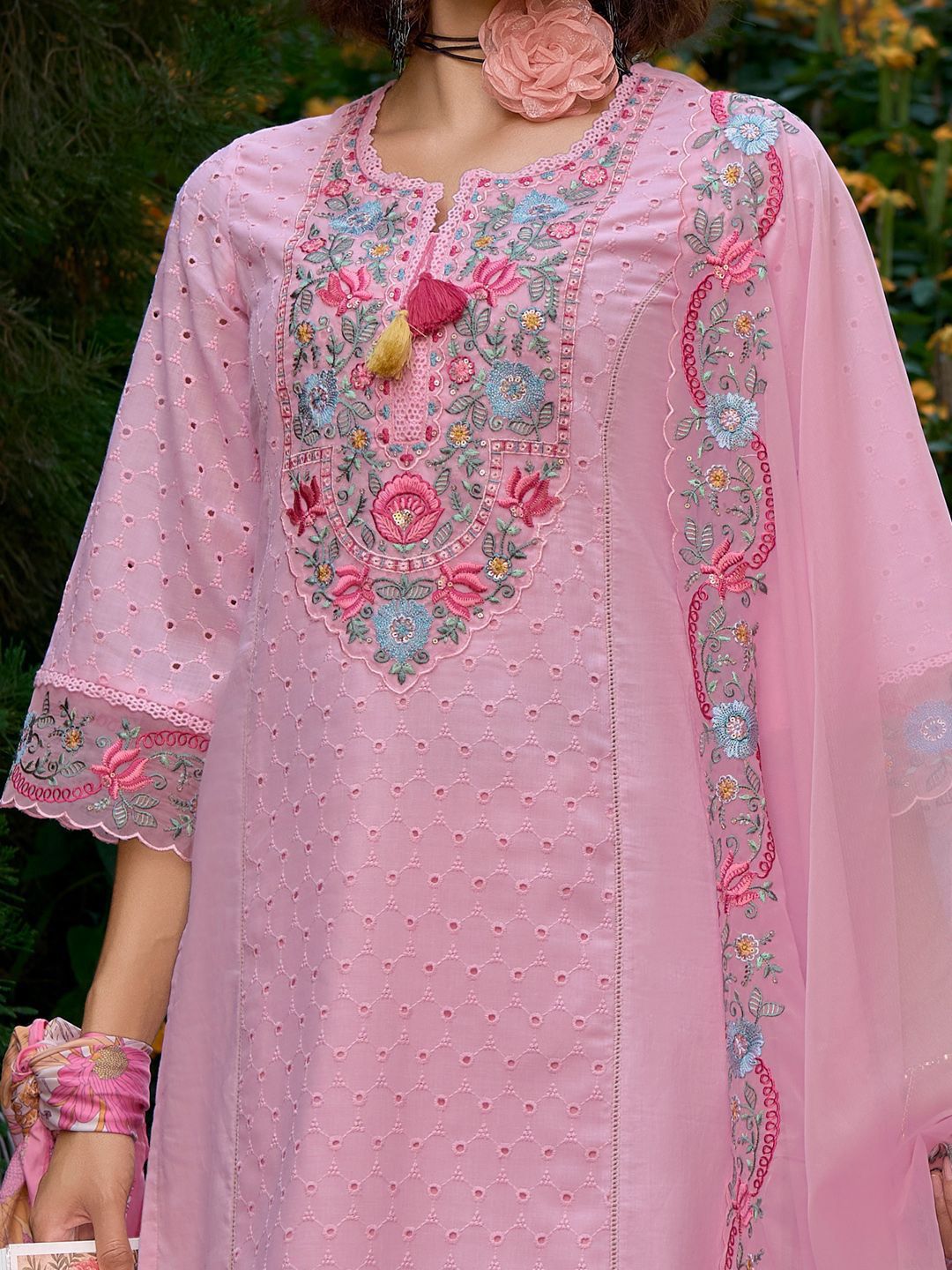 Women Floral Embroidered Regular Pure Cotton Kurta with Trousers & Dupatta