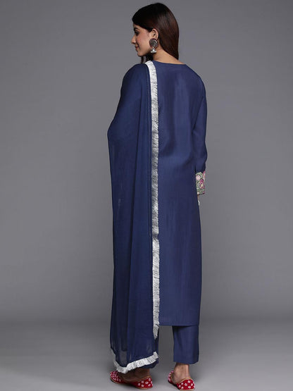 Dhiyona VA Women's Floral Embroidered Thread Work Straight Kurta & Trousers With Dupatta