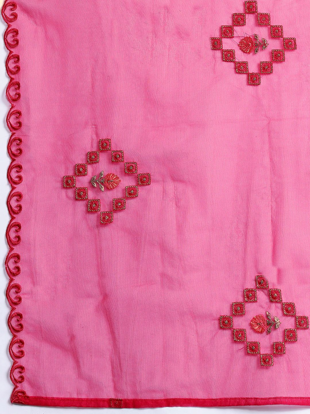 Plus Size Ethnic Motifs Embroidered Mirror Work Kurta Set