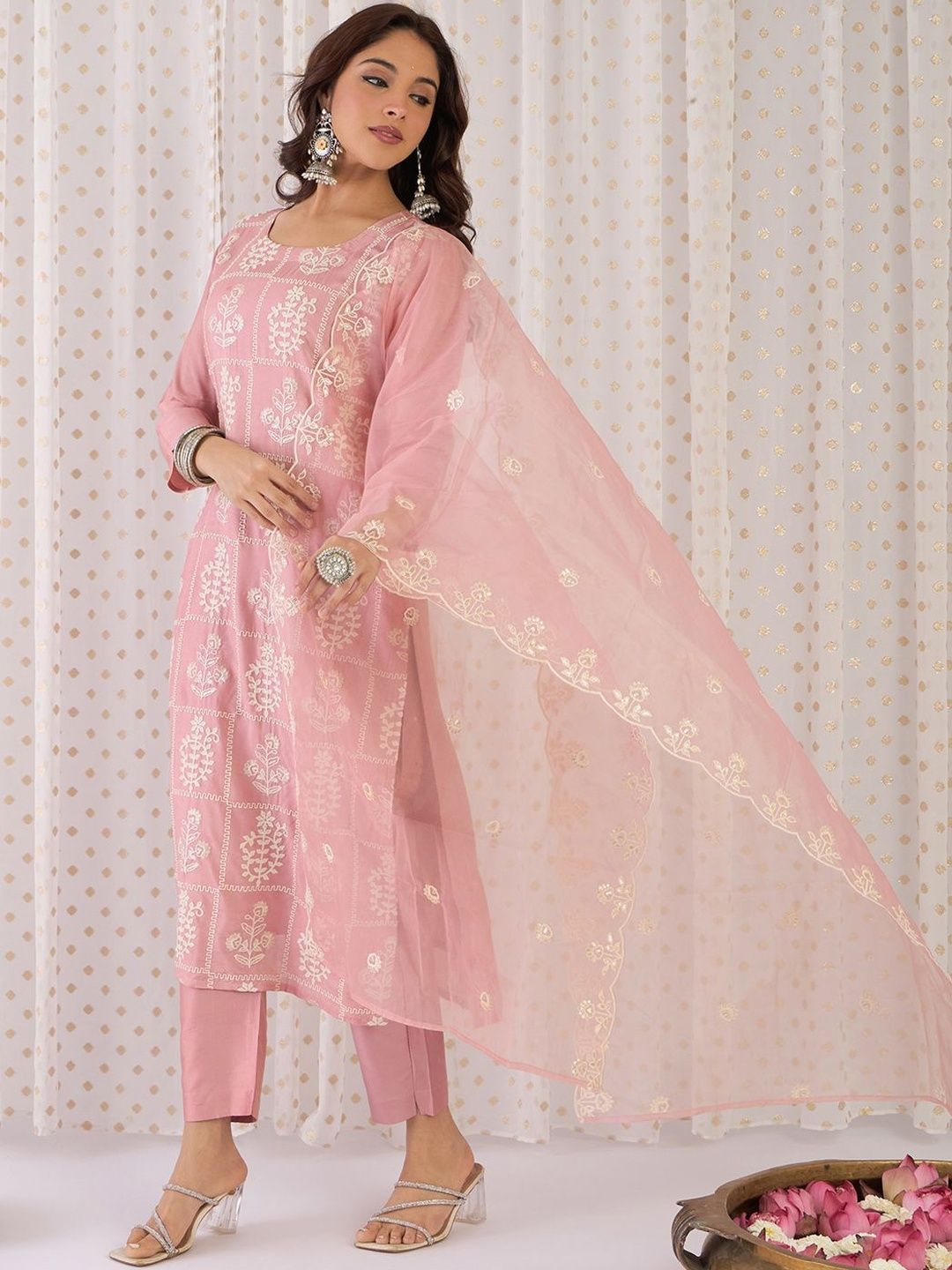 Ethnic Motifs Embroidered Regular Thread Work Kurta With Trouser And Dupatta