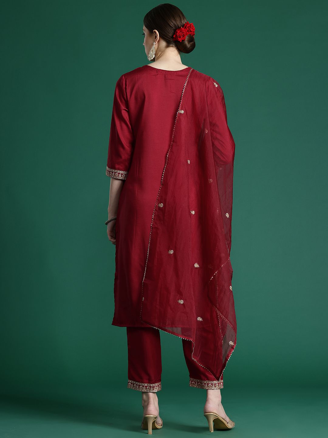 Ethnic Motifs Embroidered Thread Work Kurta With Trousers & Dupatta