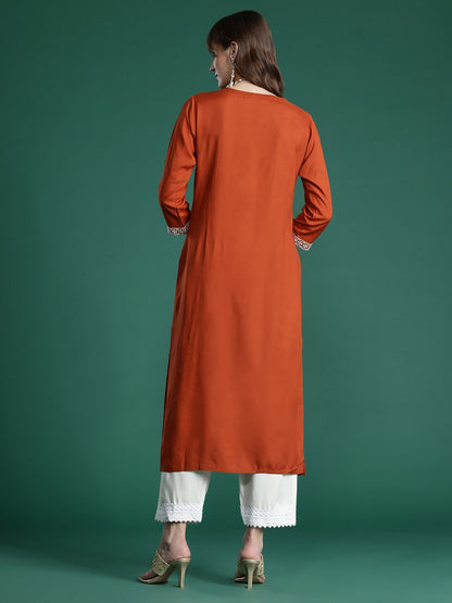 Dhiyona IE Floral Embroidered Thread Work Kurta