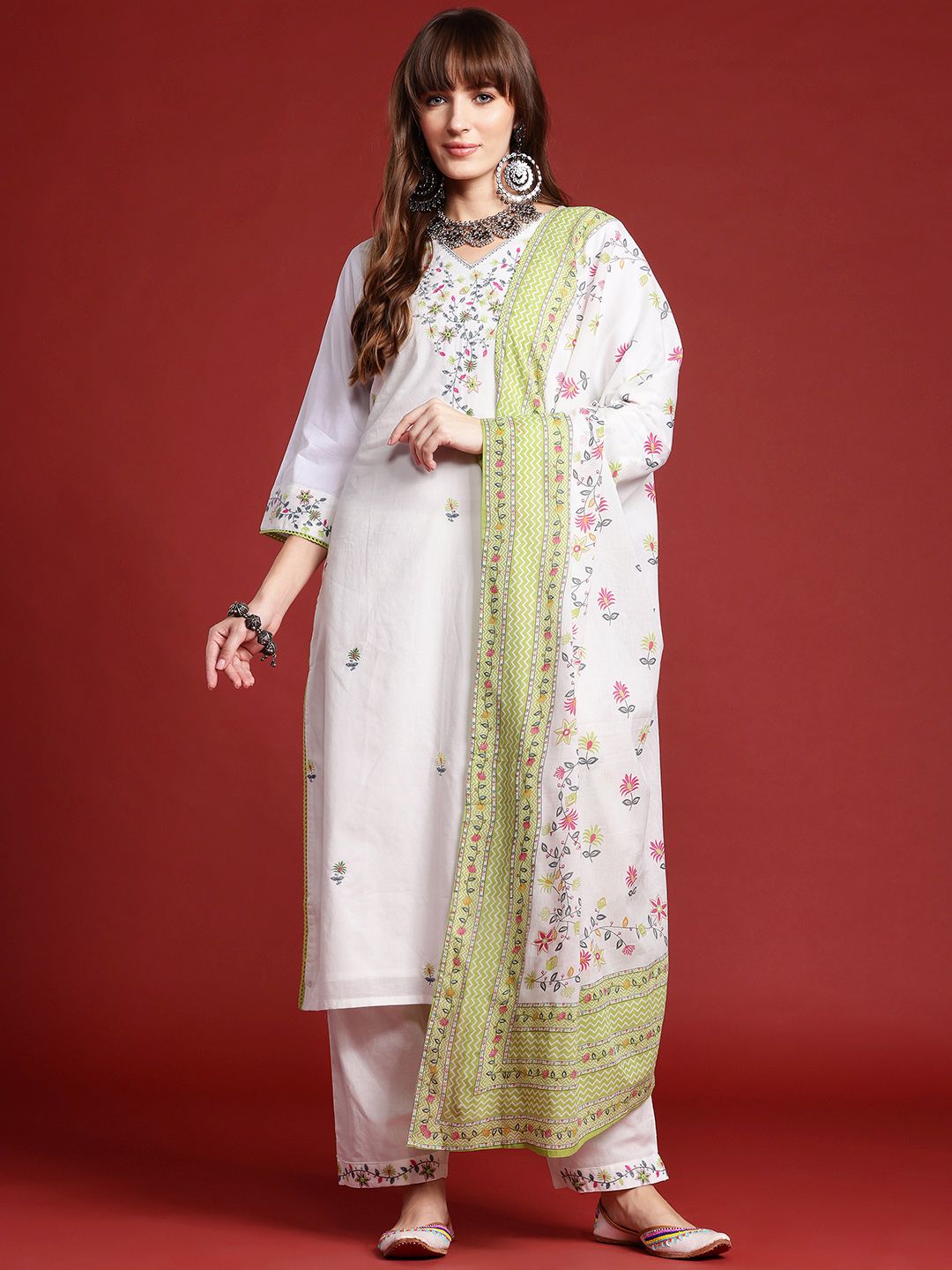 Floral Embroidered Thread Work Kurta with Trousers & With Dupatta