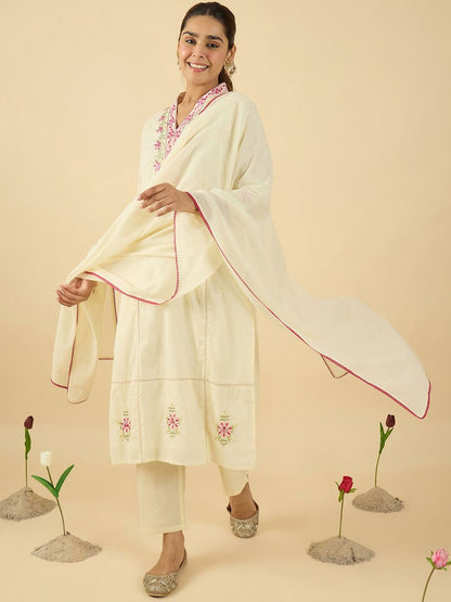 Women Floral Embroidered Pure Cotton Kurta with Trousers & With Dupatta