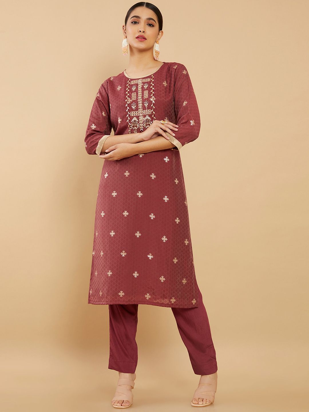 Dhiyona SO Women's Women Maroon Ethnic Motifs Printed Thread Work Kurta with Trousers