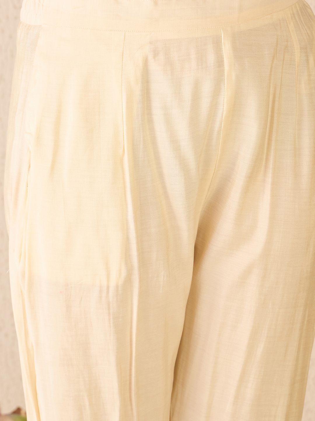 Dhiyona IE Women Ethnic Motifs Embroidered Regular Kurta with Trousers & With Dupatta