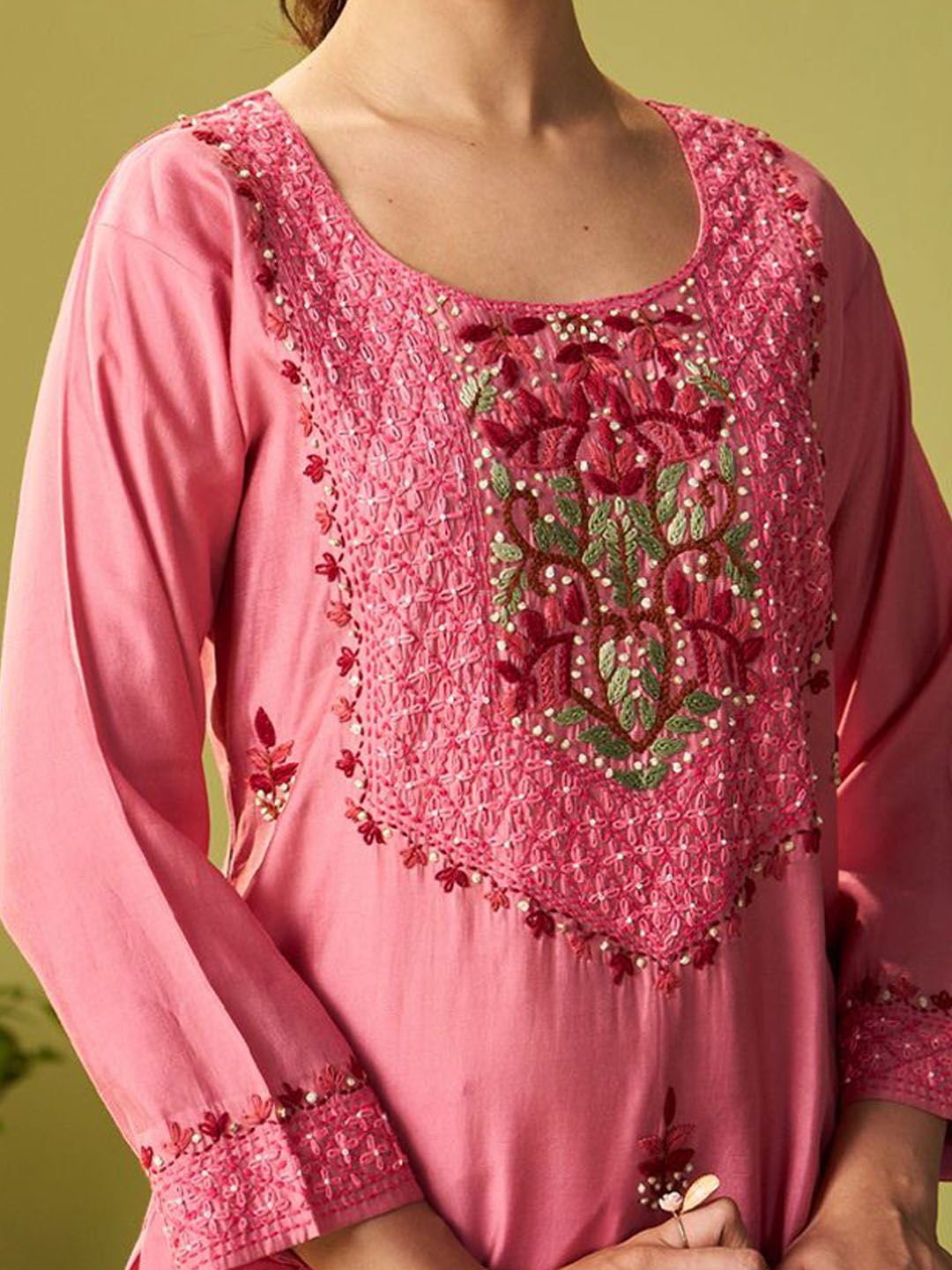 Dhiyona IE Women Floral Embroidered Kurta with Trousers & Dupatta