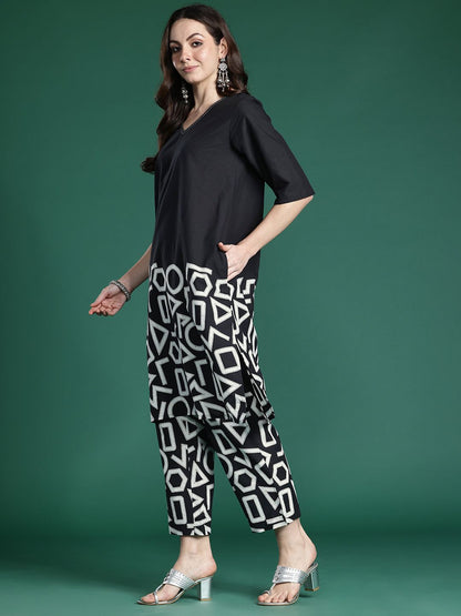 Dhiyona IE Geometric Printed Pure Cotton Kurta with Palazzos