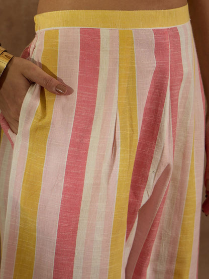 Dhiyona IE Women Floral Embroidered Regular Thread Work Pure Cotton Kurta with Trousers