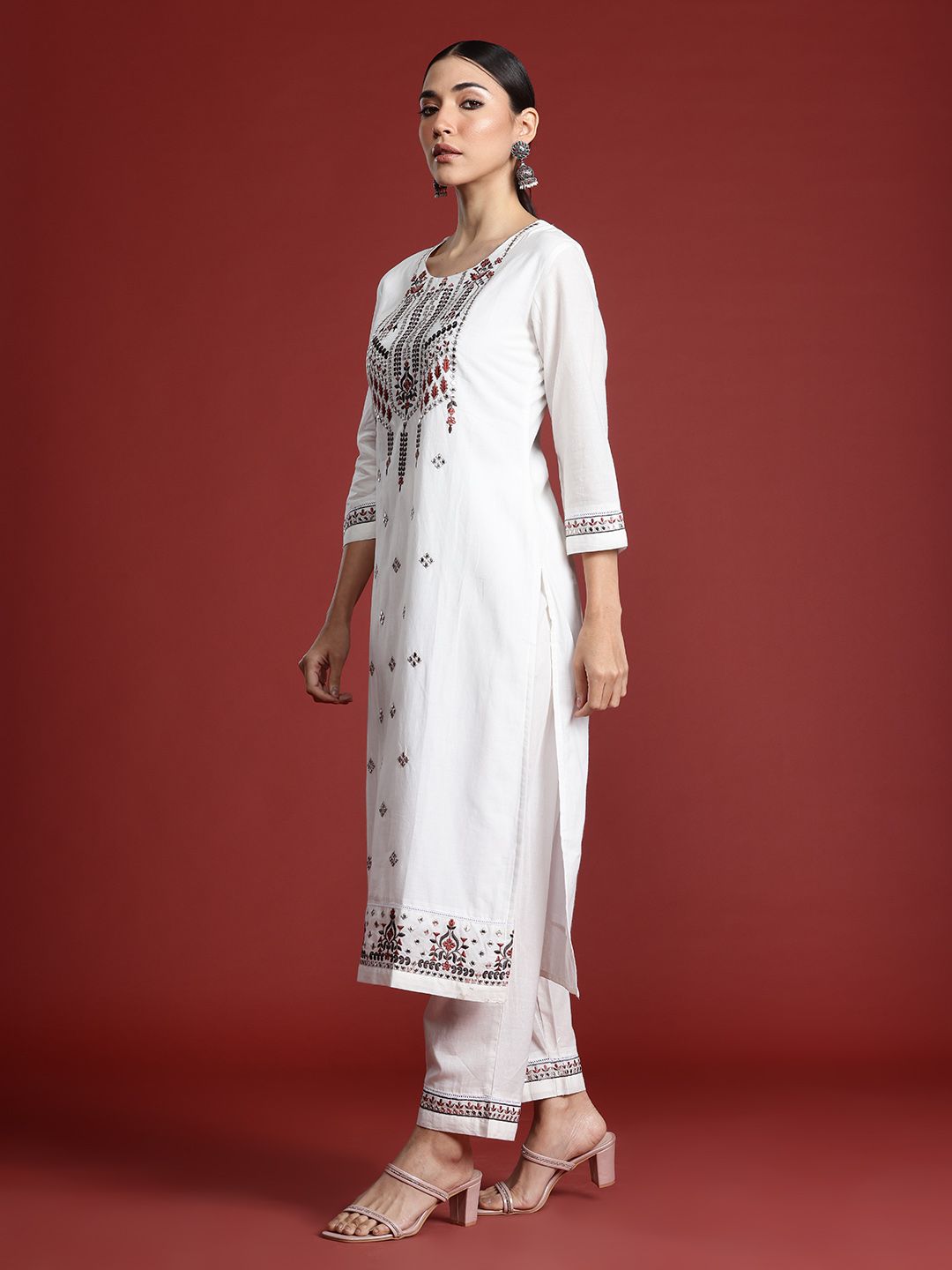 Dhiyona IE Floral Embroidered Thread Work Pure Cotton Kurta with Trousers & With Dupatta