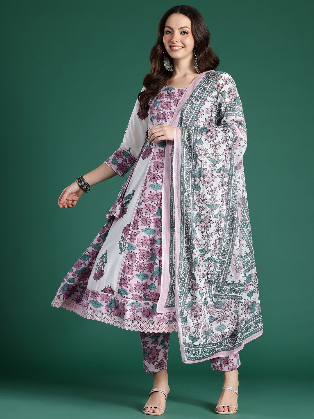 Dhiyona IE Women Floral Printed Pure Cotton Kurta with Trousers & With Dupatta