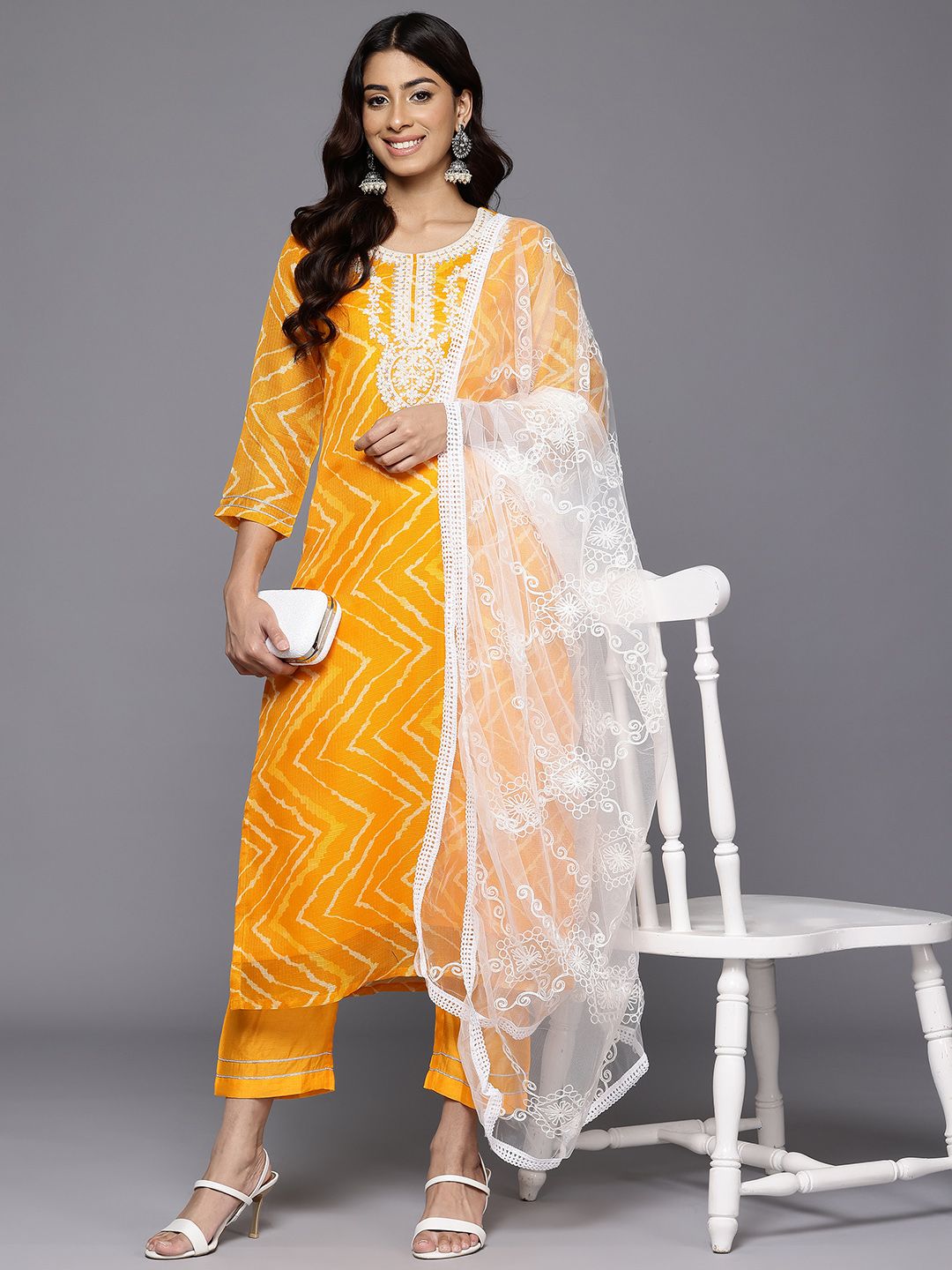 Dhiyona VA Women'sPrinted Thread Work Sequinned Kurta With Trousers & Dupatta