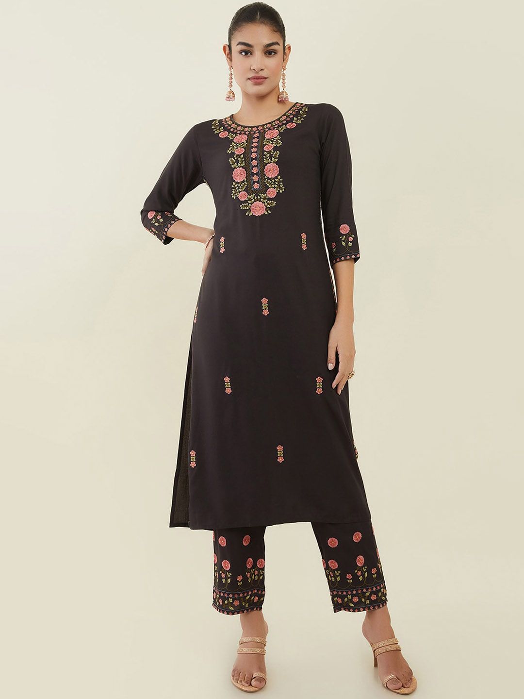 Dhiyona SO Women's Women Floral Embroidered Thread Work Kurta with Trousers
