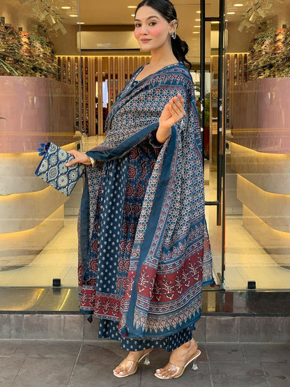 Dhiyona KL Women Printed Anarkali Kurta with Palazzos & With Dupatta