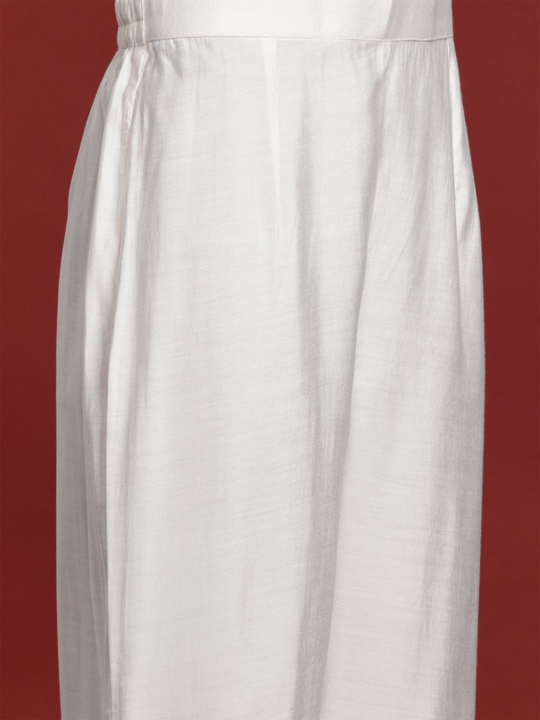 Women Floral Embroidered Regular Kurta with Trousers & With Dupatta