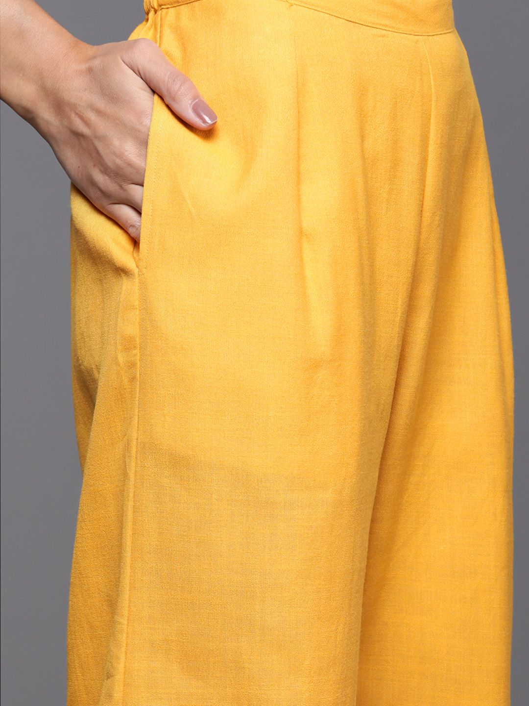 Women Mustard Yellow Yoke Design Kurta with Palazzos & Dupatta