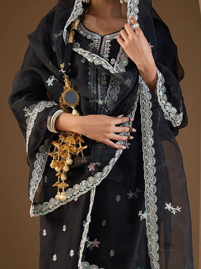 Women Ethnic Motifs Embroidered Regular Kurta with Trousers & With Dupatta