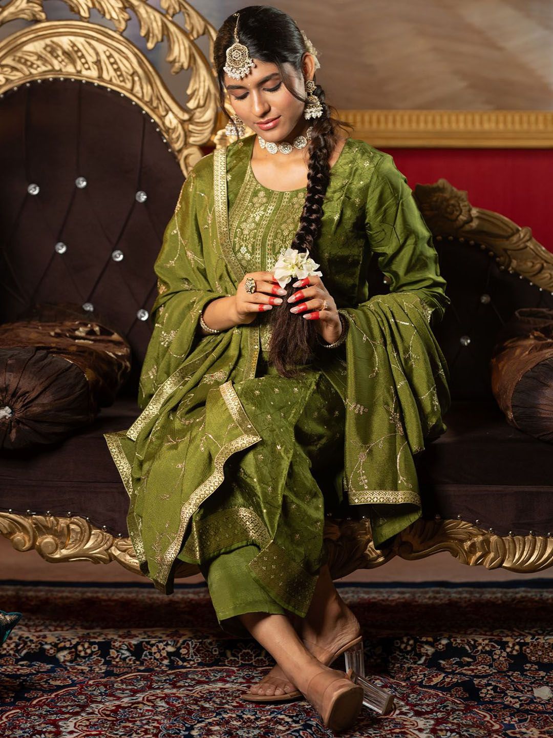 Embroidered Regular Round Neck Straight Kurta With Trousers & Dupatta