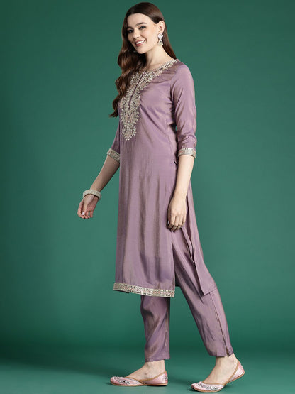Dhiyona IE Ethnic Motifs Embroidered Kurta with Trousers & With Dupatta