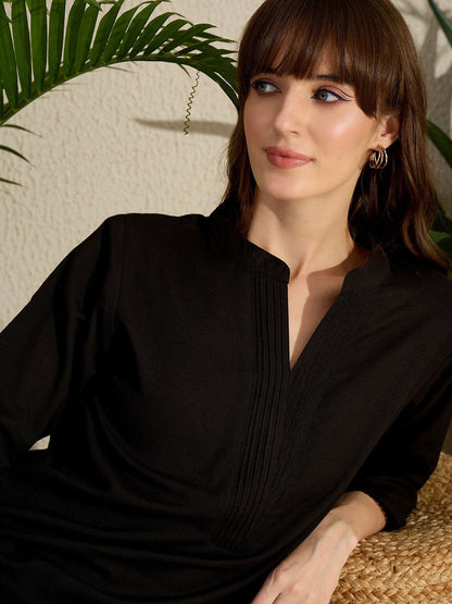 Dhiyona IE Embroidered Mandarin Collar A-Line Kurta With Trouser