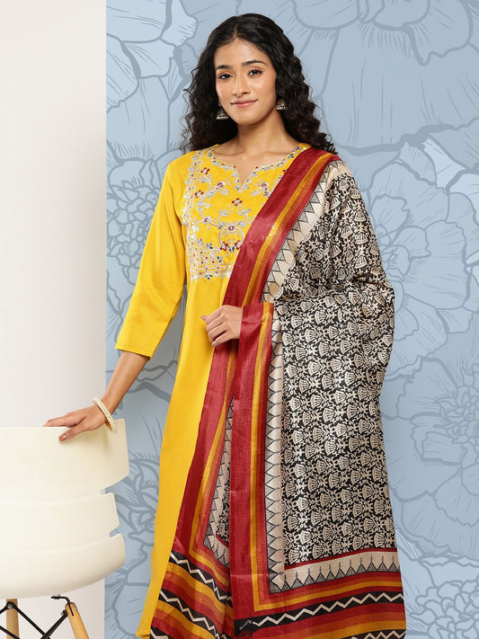 Dhiyona VA Women's Floral Embroidered Regular Gotta Patti Kurta with Trousers & With Dupatta