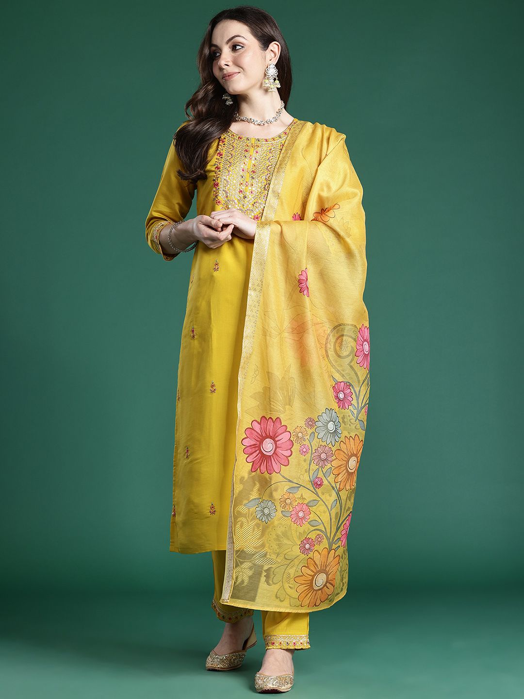 Ethnic Motifs Embroidered Sequinned Kurta with Trousers & With Dupatta