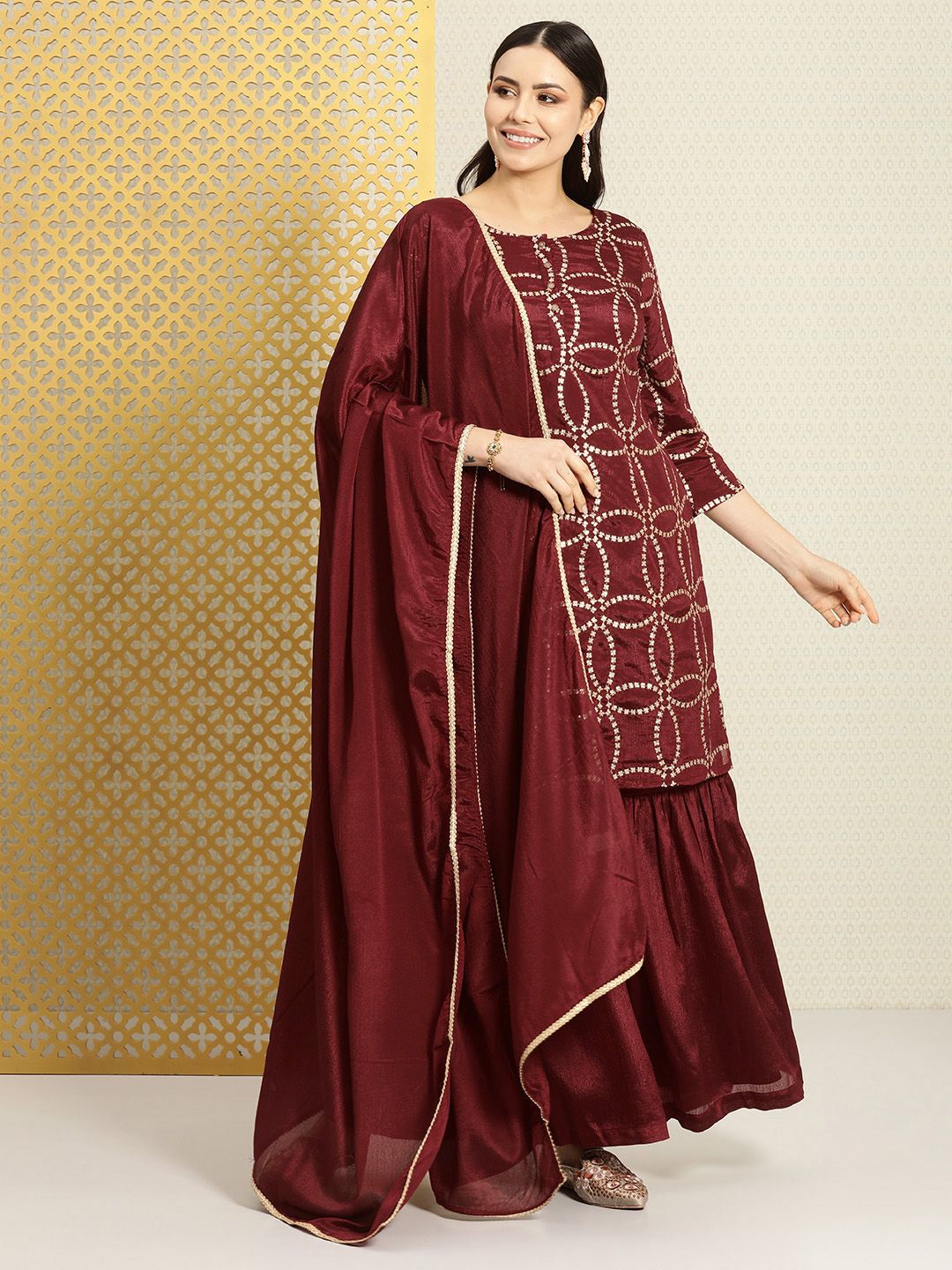 Dhiyona PD Women Woven Design Regular Sequinned Jashn Kurta with Sharara & Dupatta