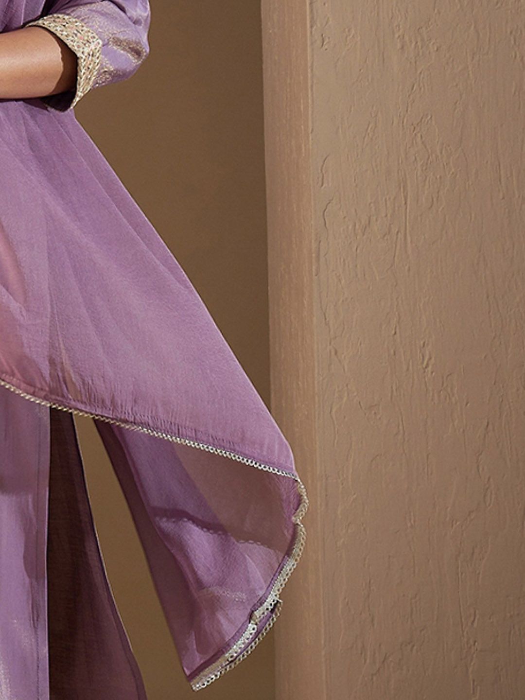 Women Ethnic Motifs Embroidered Regular Kurta with Trousers & With Dupatta