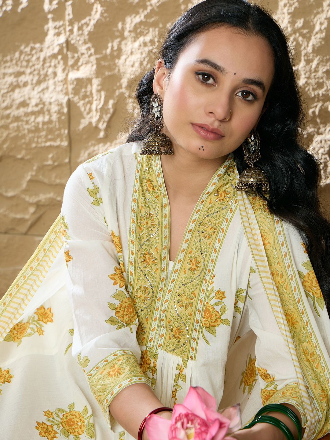 Dhiyona IE Women Floral Printed Pleated Pure Cotton Kurta with Trousers & Dupatta
