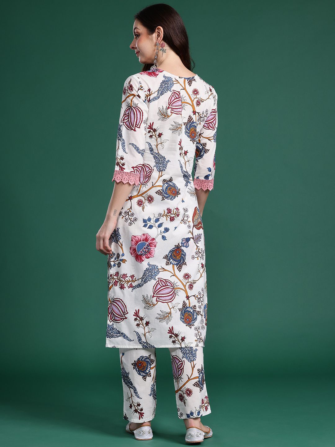 Dhiyona IE Floral Printed Regular Pure Cotton Kurta with Trousers