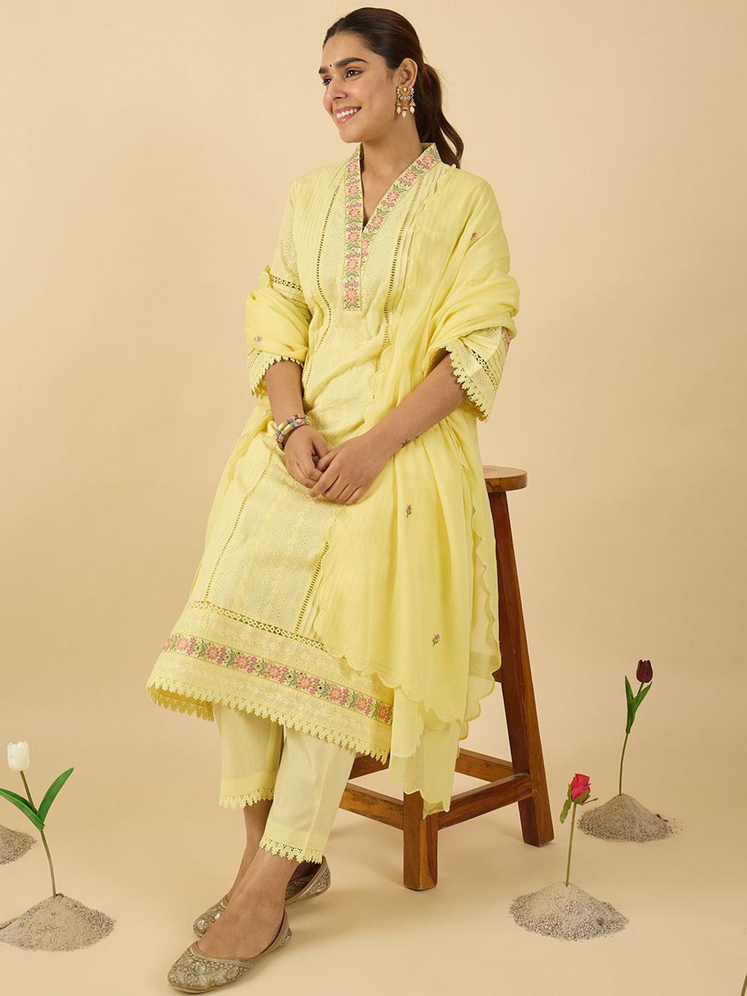 Floral Embroidered Pure Cotton V Neck Kurta With Trousers & Dupatta