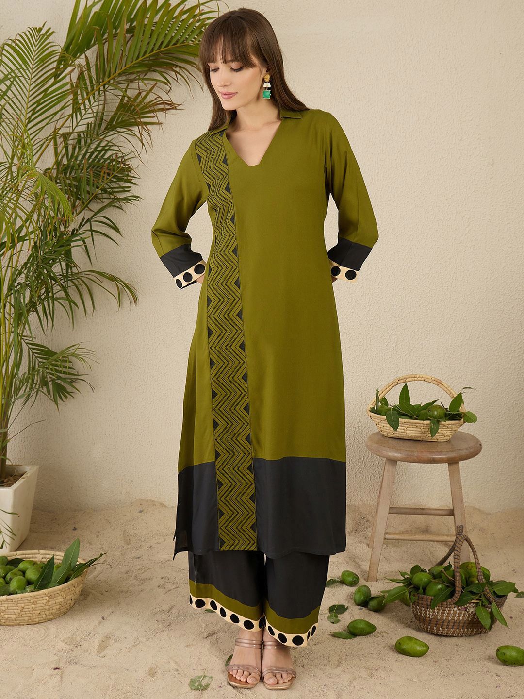 Women Printed Regular Kurta with Palazzos & With Dupatta