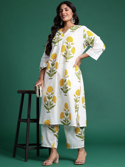 Dhiyona IE Plus Size Floral Printed Pleated Pure Cotton Kurta with Trousers