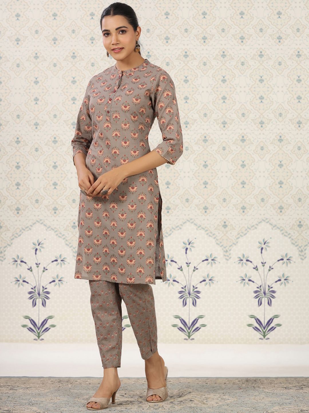 Dhiyona OD  Floral Printed Band Collar Pure Cotton Kurta with Trousers