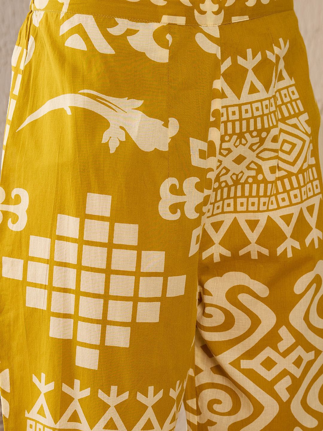 Women Ethnic Motifs Printed Regular Pure Cotton Kurta with Trousers