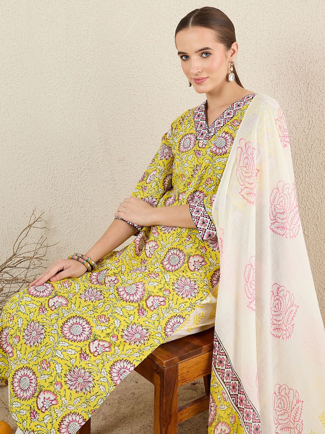 Dhiyona IE Floral Printed Pure Cotton V-Neck A-Line Kurta With Trousers And Dupatta