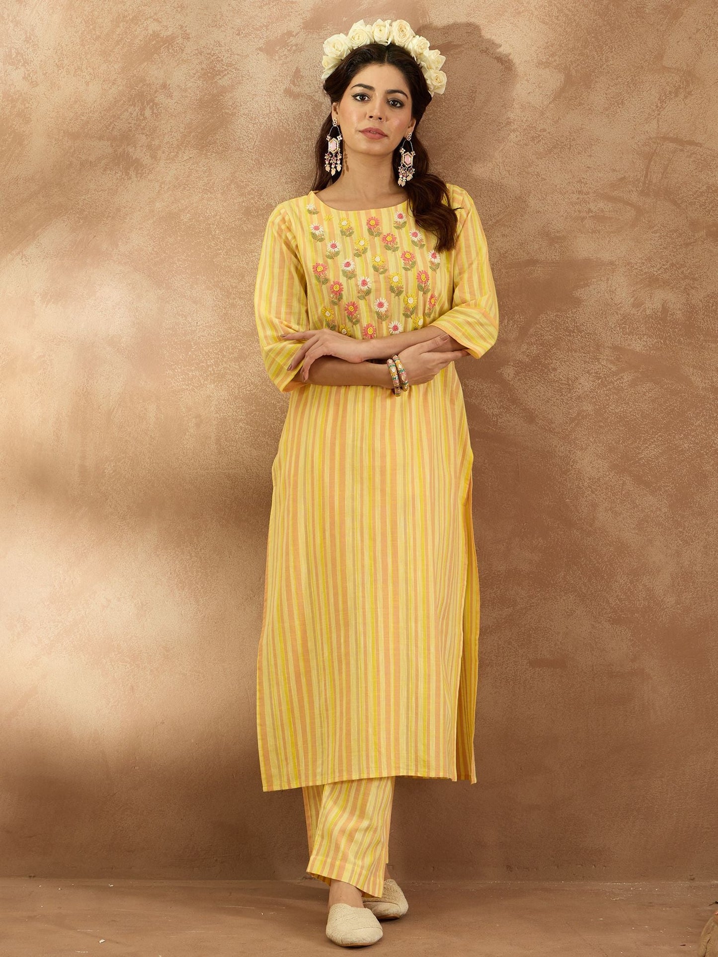Dhiyona IE Floral Embroidered Pure Cotton Straight Kurta with Trouser