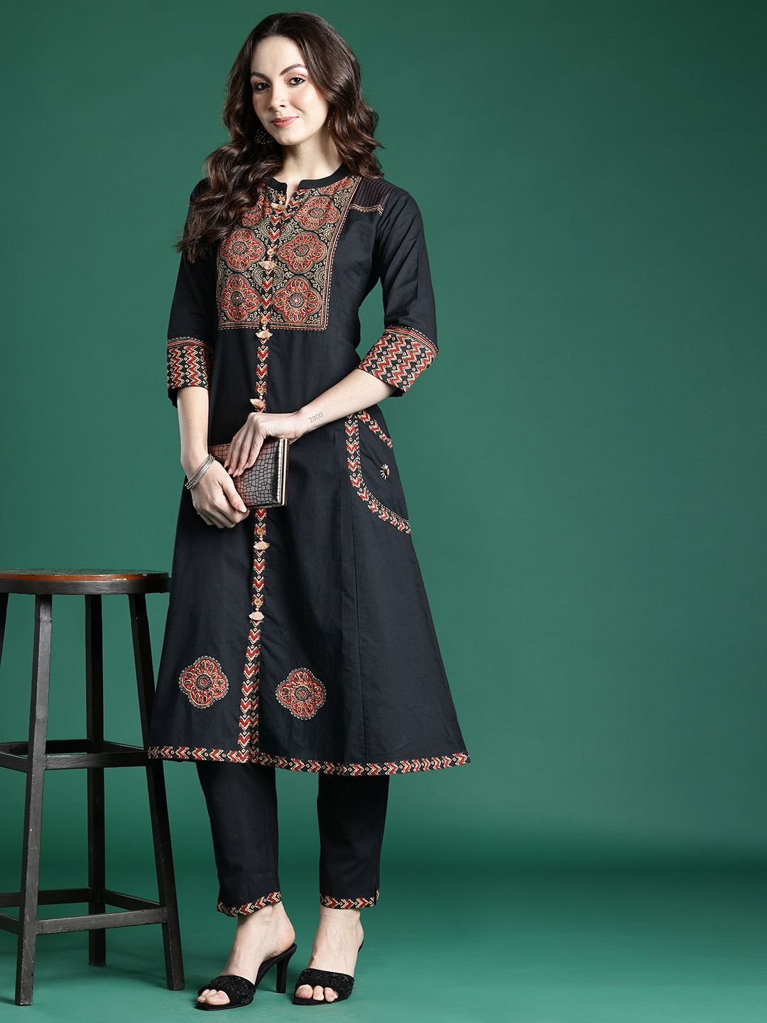 Ethnic Motifs Printed Pure Cotton Kurta with Trousers