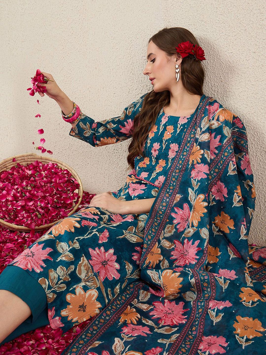 Women Floral Printed Cotton Kurta with Trousers & Dupatta