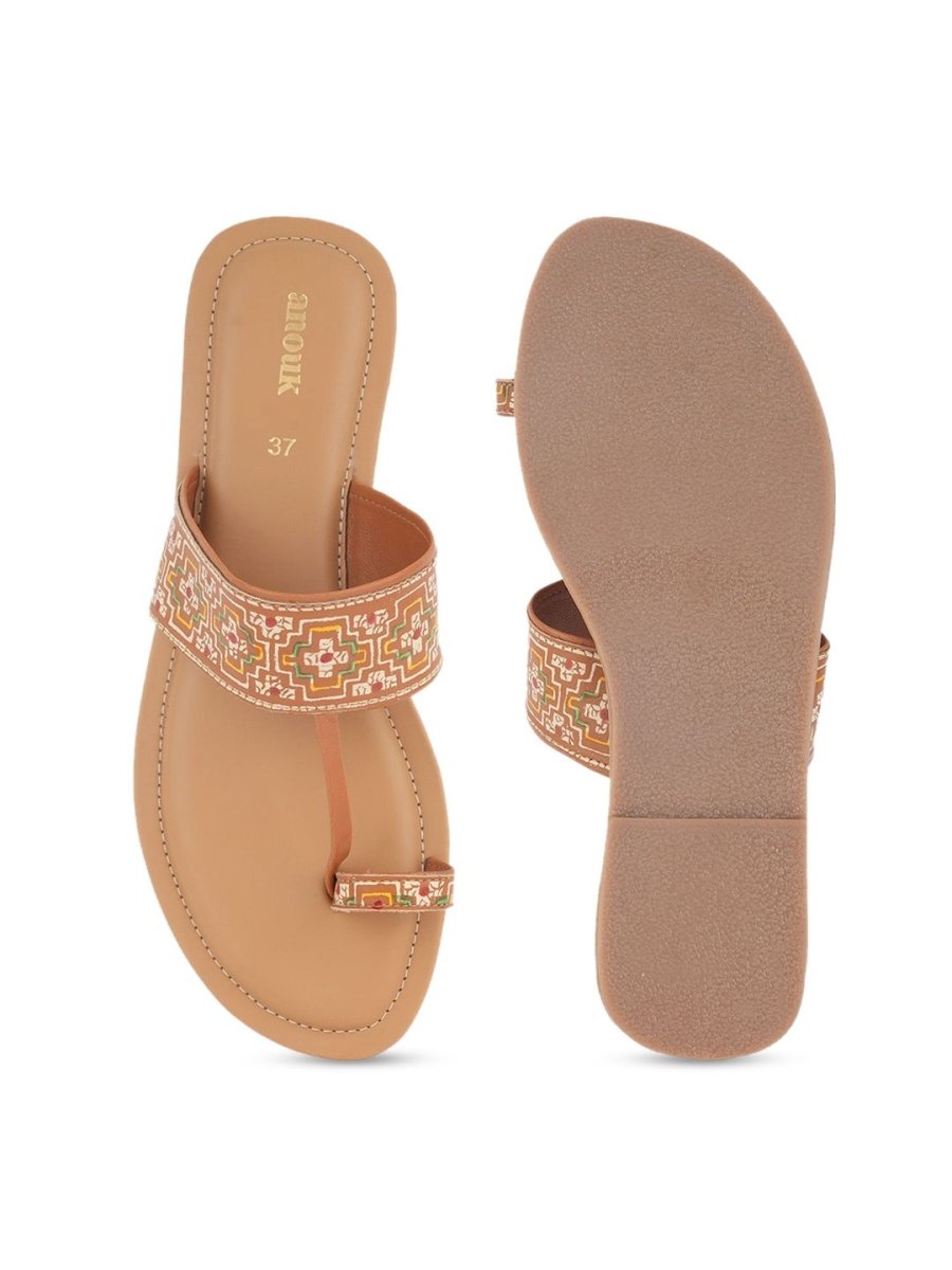 Dhiyona AK Embellished One Toe Flats